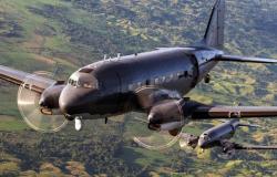 Avión fantasma de la FAC, clave en ofensiva contra disidencias de las FARC en Cauca: 15 muertos