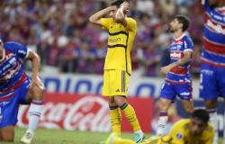 Boca Juniors sufrió una dura derrota por 4-2 ante Fortaleza en duelo clave por el Grupo D de la Copa Sudamericana.