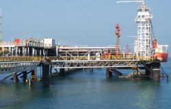 Petrolero de empresa rusa sancionada por Estados Unidos descarga fuel oil en puerto indio – .