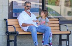 Lucia Gibson, la hija de Mel Gibson y la cantante rusa Oksana Grigorieva que rara vez ha aparecido en público