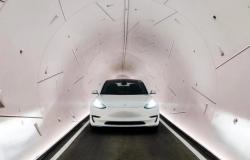 El impresionante sistema de transporte subterráneo que Elon Musk creó para uso exclusivo de autos Tesla en Las Vegas