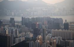 Los precios de las viviendas en Hong Kong aumentan por primera vez en 11 meses después de que se eliminaron las restricciones