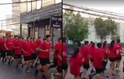Captan a conscriptos de Osorno haciendo jogging mañanero en camiseta y shorts