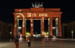 El día que la Puerta de Brandenburgo volvió a estar roja