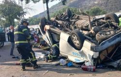 Fatal accidente de camioneta de pasajeros en la vía Ignacio Zaragoza; dos muertos y siete heridos – .