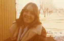 La policía de Colorado Springs resuelve un asesinato de 1977, una niñera adolescente asesinada a puñaladas