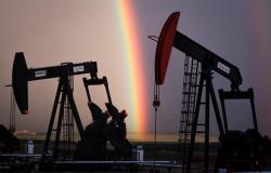 Los ejecutivos petroleros esperan un período sostenido de fuertes precios del crudo, según muestra una encuesta