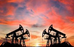 Los precios del petróleo suben por datos comerciales mixtos de China y tensiones en Oriente Medio