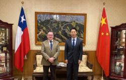 Rector se reunió con Embajador de la República Popular China – .