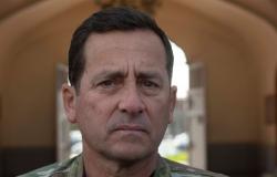 Gobierno descarta salida de Javier Iturriaga del mando general del Ejército