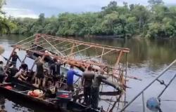 Localizan una decena de balsas para minería ilegal en Amazonas