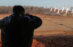 El dictador norcoreano Kim Jong-un supervisó una nueva prueba de su sistema de lanzacohetes múltiple
