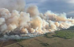 Los incendios forestales en Canadá obligan a evacuaciones y provocan alertas sobre la calidad del aire en Minnesota