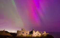 Los cazadores de auroras comparten sus mejores fotografías desde la Calzada del Gigante hasta sus jardines – The Irish News –.