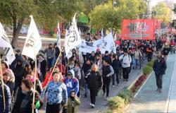 Martes con recortes en Neuquén por reclamos de organizaciones sociales