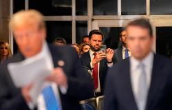Aliados de Trump y posibles contendientes a vicepresidente acuden en masa al tribunal de Manhattan