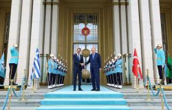 Türkiye y Grecia impulsan un acercamiento con la firma de tres acuerdos económicos
