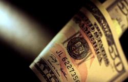 Las divisas asiáticas bajan, el dólar se estabiliza con la inflación a la vista Por Investing.com – .