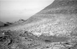 La curiosidad llega al lado sur de Pinnacle Ridge :: NASANET – .