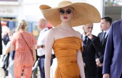 Anya Taylor-Joy y el sombrero más grande que jamás haya puesto un pie en Cannes