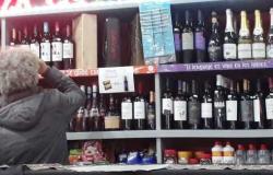 Las ventas de vino en los supermercados crecieron un 15%, mientras que la cerveza cayó