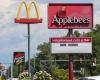 “Los franquiciados de comida rápida de California temen perder comensales a manos de Chili’s, Applebee’s -“.