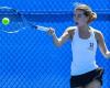 “El tenis femenino logra una victoria por 8-1 sobre Connecticut College”.