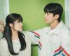 Byeon Woo Seok se siente incómodo frente a su amor platónico Kim Hye Yoon en “Lovely Runner”
