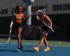 “El tenis femenino de Texas domina a Baylor en el último partido de la temporada regular – The Daily Texan -“.