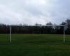 “Partido de fútbol de Rotherham abandonado después de que el entrenador golpeara”