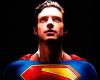 David Corenswet, el nuevo Superman, se deja ver con su notable cambio físico y su look de Clark Kent