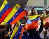 Oposición venezolana proclama a Edmundo González Urrutia como candidato común contra Maduro