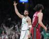 “El triple-doble de Jayson Tatum lleva a los Celtics a una gran victoria sobre el Heat en el primer juego” .