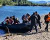 La Armada rescató a siete personas en el sector Laguna Escondida