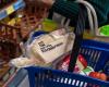 La guerra de precios en los supermercados provoca una caída de la inflación de los comestibles