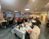 100 refugiados judíos de Ucrania celebran un seder especial en Polonia – .