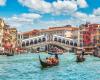 Venecia empezará a cobrar un suplemento a los turistas – .