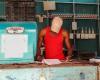 Gobierno cubano afirma tener la canasta básica para mayo, pero empresa estatal lo cuestiona