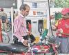 Es probable que los precios de la gasolina y el diésel se reduzcan en 9 rupias por litro – Periódico –.