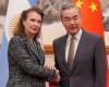 Diana Mondino finalizó su gira por China con un encuentro bilateral con el ministro de Asuntos Exteriores de Xi Jinping