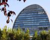 BBVA propone a Banco Sabadell fusionar ambas entidades para crear un líder europeo