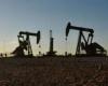 Los precios del petróleo caen por tercer día consecutivo a medida que aumentan las esperanzas de un alto el fuego en Oriente Medio