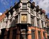 “El equipo Crown and Kettle se hará cargo del emblemático pub de Manchester”
