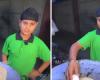 Un niño de 10 años de Delhi vende panecillos en las calles tras la muerte de su padre. El video viral toca a millones