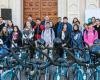 La UNL entregó 40 bicicletas a estudiantes para que se desplacen desde la facultad hasta sus residencias
