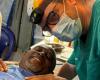 Un médico valenciano realiza 50 operaciones de hernia en Nigeria