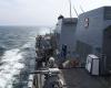 Enojo de China cuando el buque de guerra estadounidense USS Halsey navega a través del Estrecho de Taiwán