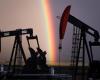 Los ejecutivos petroleros esperan un período sostenido de fuertes precios del crudo, según muestra una encuesta