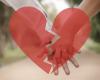 Cuáles son las razones por las que las parejas permanecen juntas a pesar de no estar enamoradas, según psicólogos