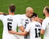 Eslovenia y Dinamarca protagonizaron la primera eliminatoria de la Eurocopa